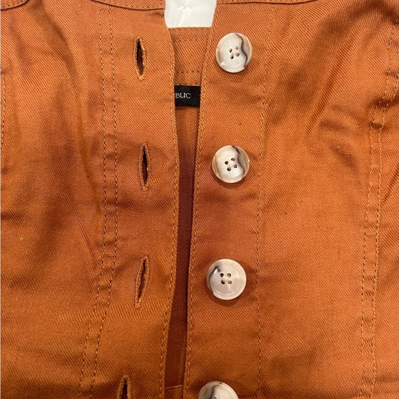 Banana Republic Rust Linen Blend Button Front Cropped Tank - Picture 7 of 9